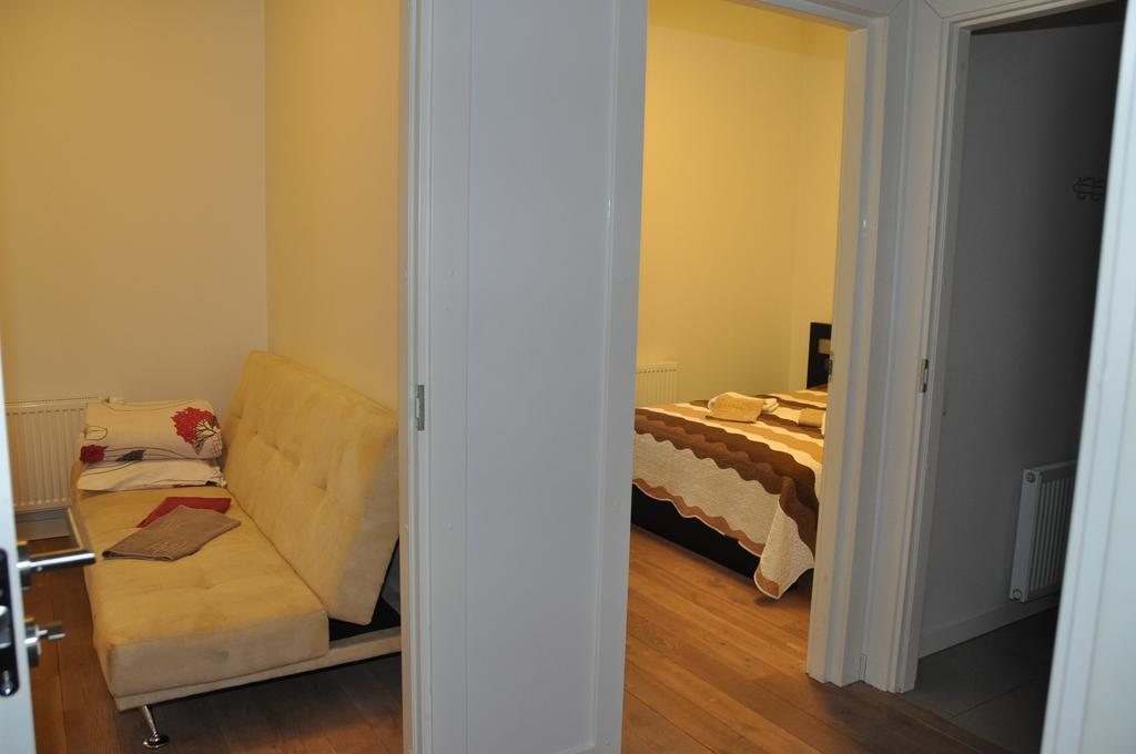 Udens Turisma Attistibas Centrs Baka Hotel Gaigalava Room photo